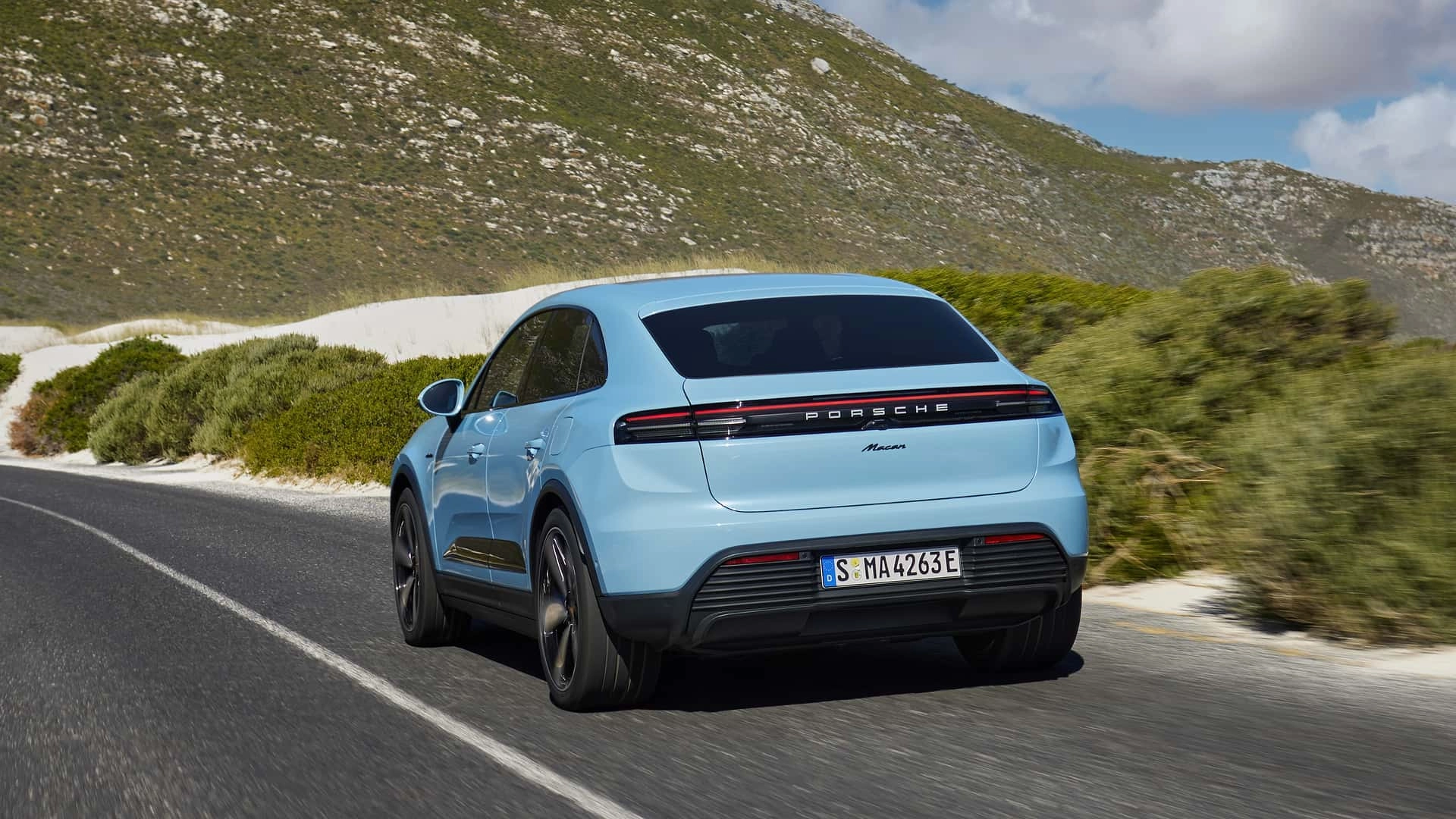 Porsche macan rwd 2024 (2)